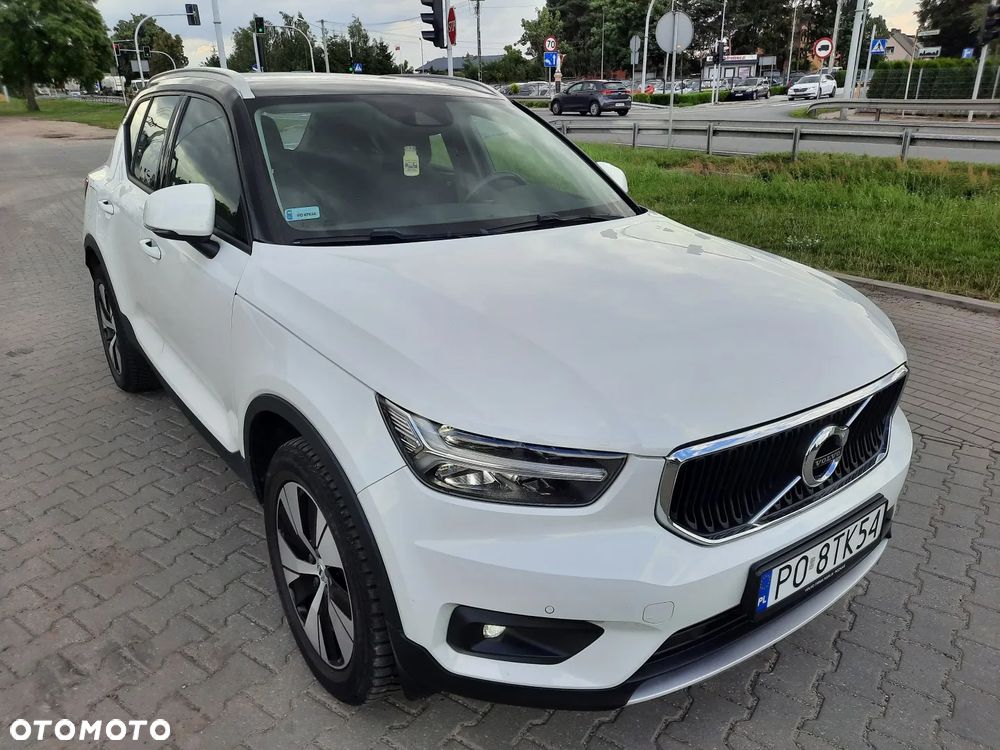 Volvo XC 40 T3 Momentum - 4
