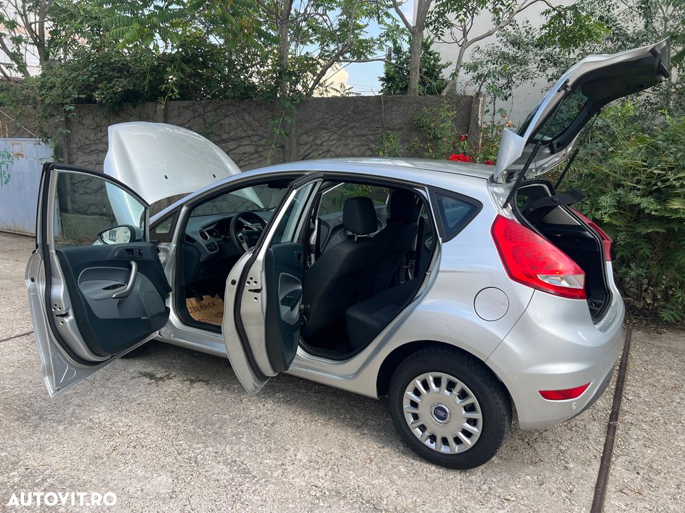 FORD Fiesta 2011 — imagine 15
