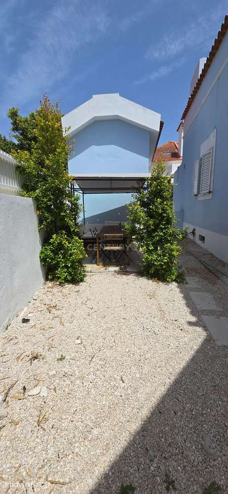 Casa de Hostel Renovada na Costa da Caparica, Almada - Grande imagem: 4/25