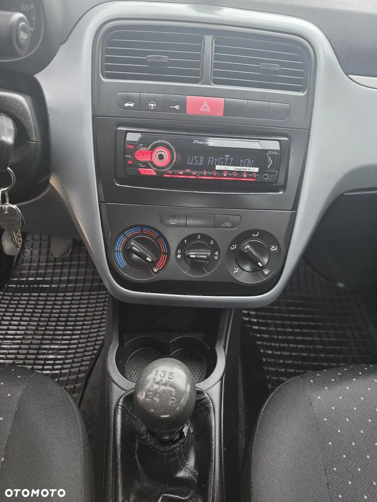 Fiat Grande Punto 1.2 8V Active - 6