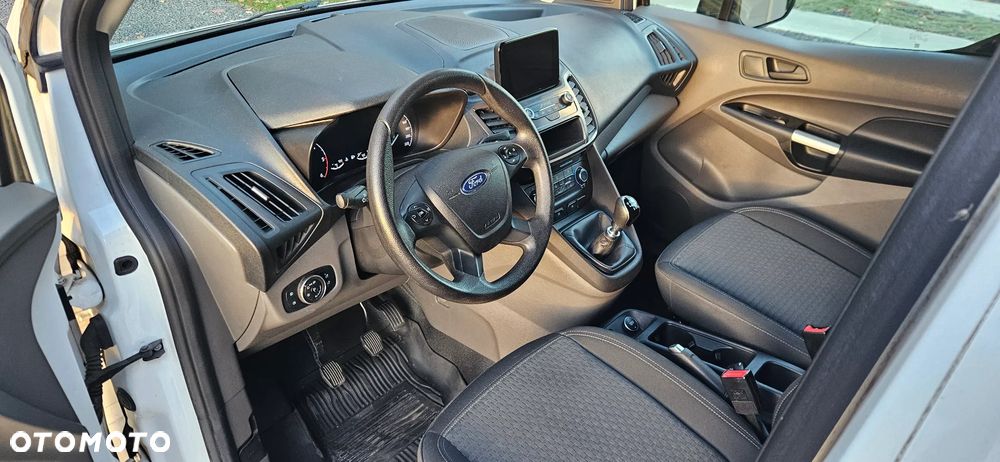 Ford Connect - 27