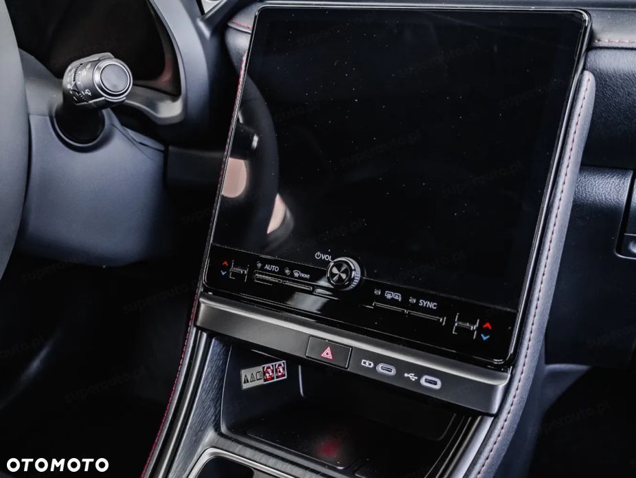 Lexus LBX 1.5 Hybrid Emotion - 10