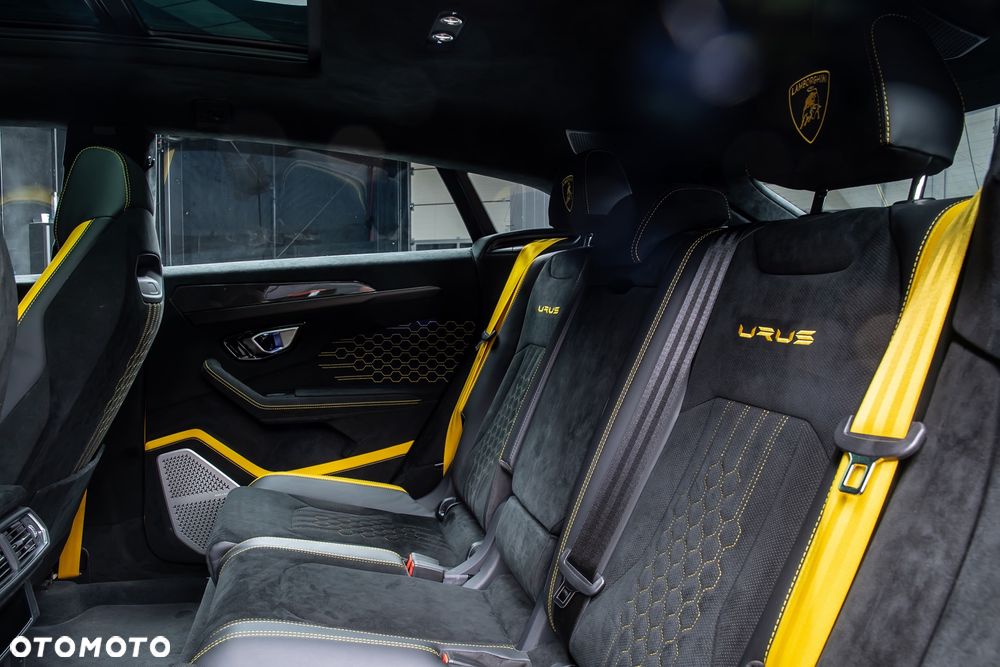Lamborghini Urus - 26