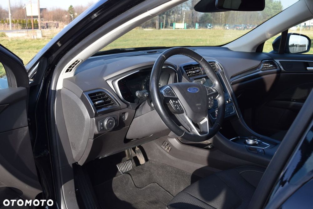 Ford Mondeo 2.0 EcoBlue Titanium - 18