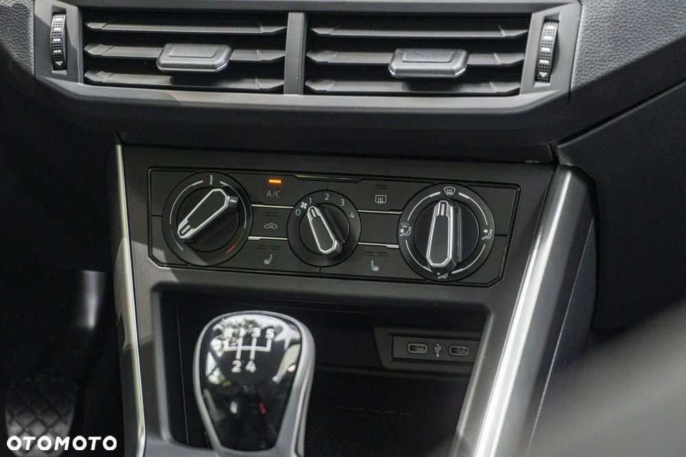 Volkswagen Polo - 21