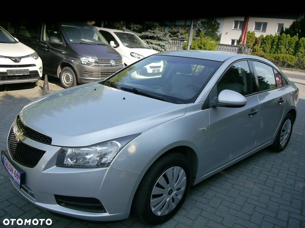 Chevrolet Cruze - 4