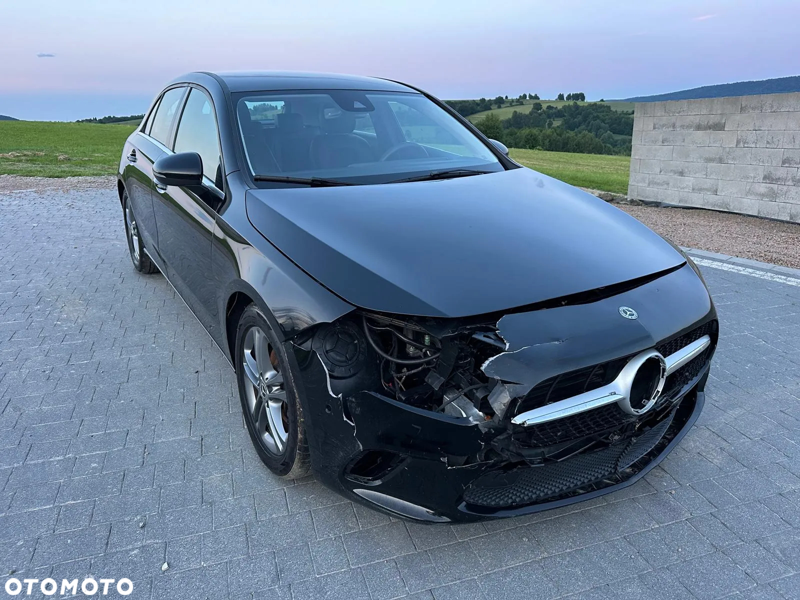 Mercedes-Benz Klasa A 180 7G-DCT Progressive Advanced - 3