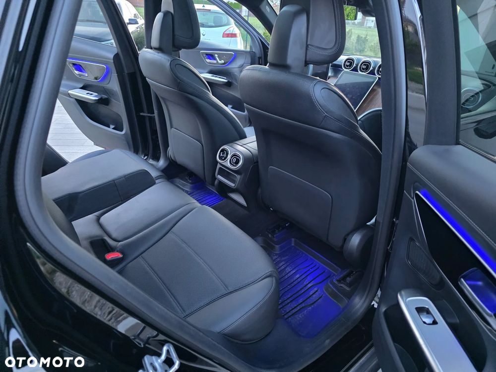 Mercedes-Benz GLC 300 mHEV 4-Matic AMG Line - 27