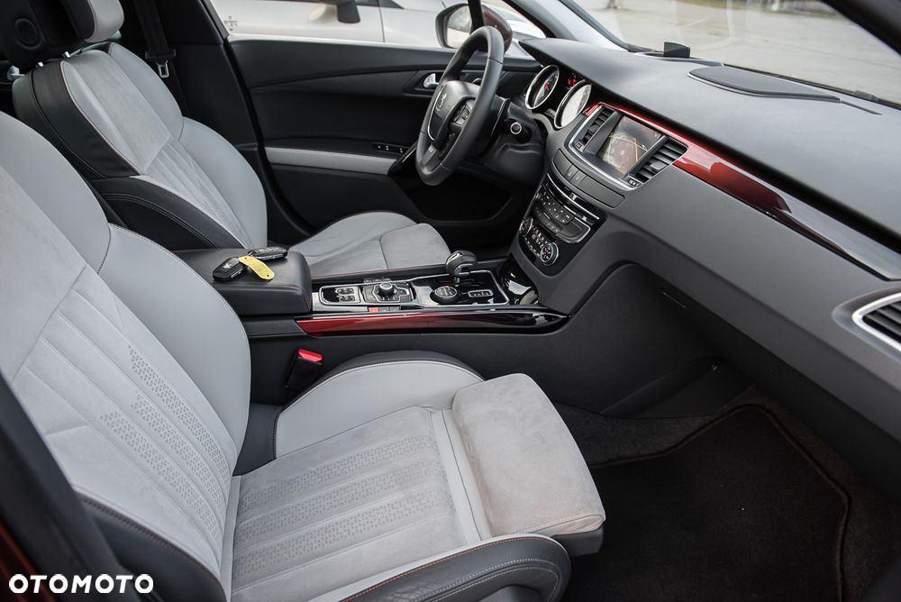 Peugeot 508 RXH 2.0 HDi HYbrid4 - 34