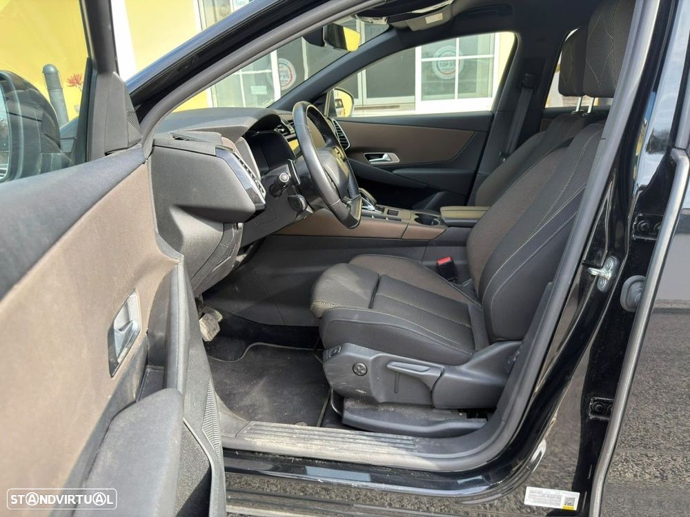 DS 7 Crossback E-Tense Bastille+ EAT8 — fotografia 20