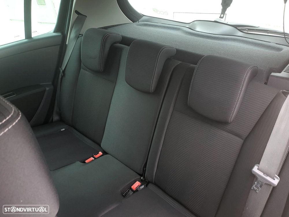 Renault Clio 1.5 dCi Dynamique S - 37