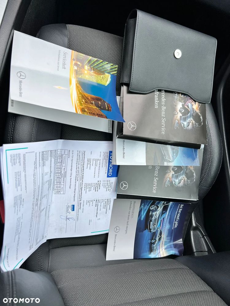 Mercedes-Benz Klasa C 180 Edition - 22