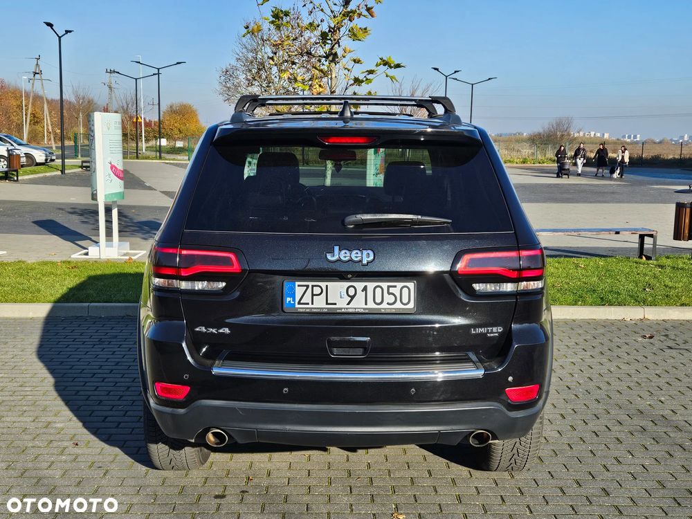 Jeep Grand Cherokee - 9