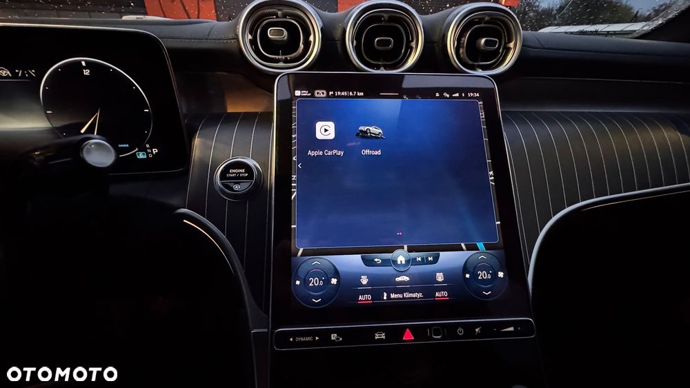 Mercedes-Benz GLC 220 d mHEV 4-Matic AMG Line - 13