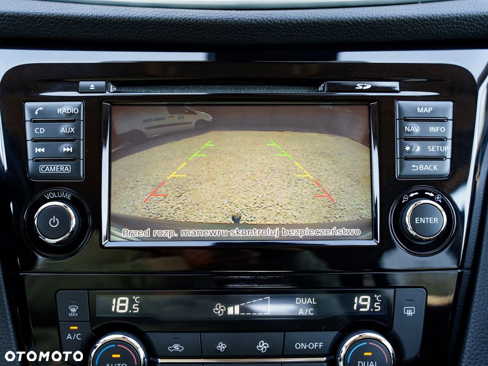 Nissan Qashqai 1.5 dCi N-Connecta - 22