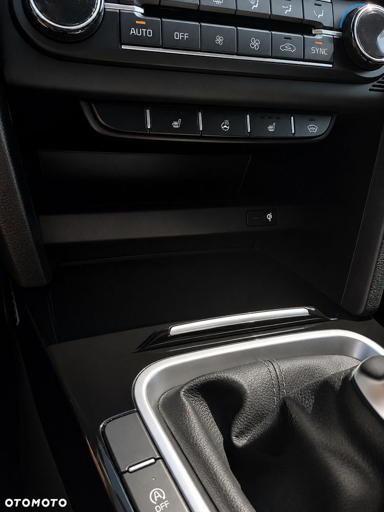 Kia ProCeed - 18