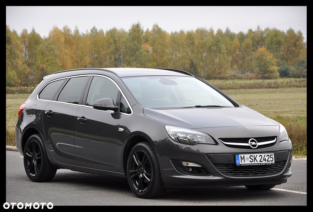 Opel Astra 1.4 Turbo Color Edition - 18