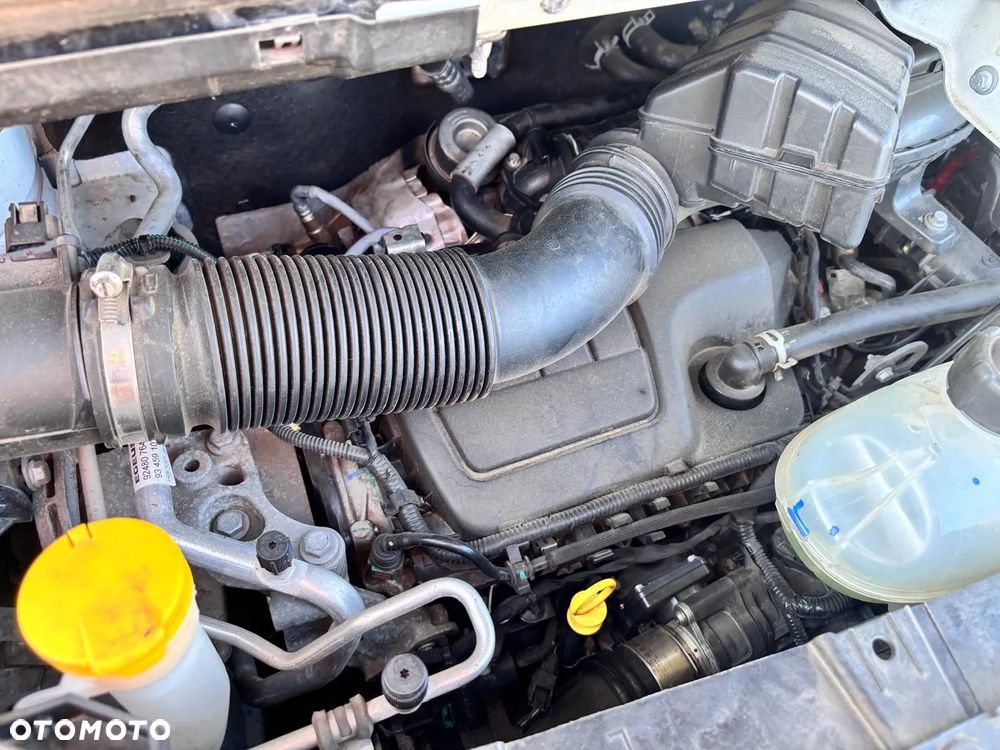 Renault TRAFIC - 13