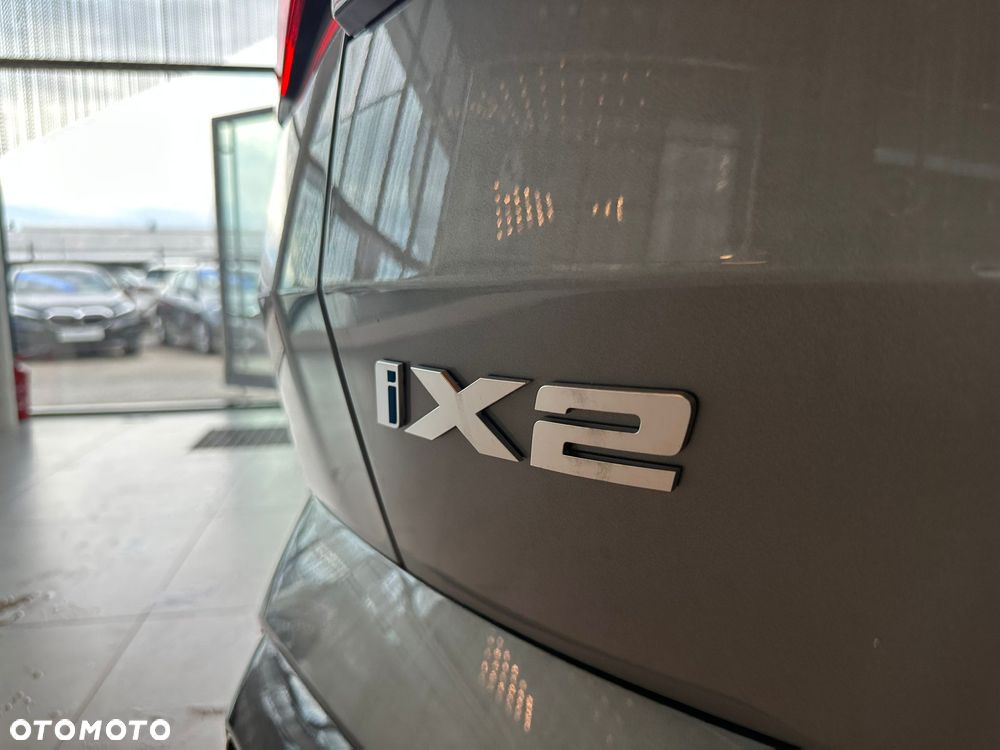 BMW iX2 eDrive20 66.5kWh M Sport Edition - 12
