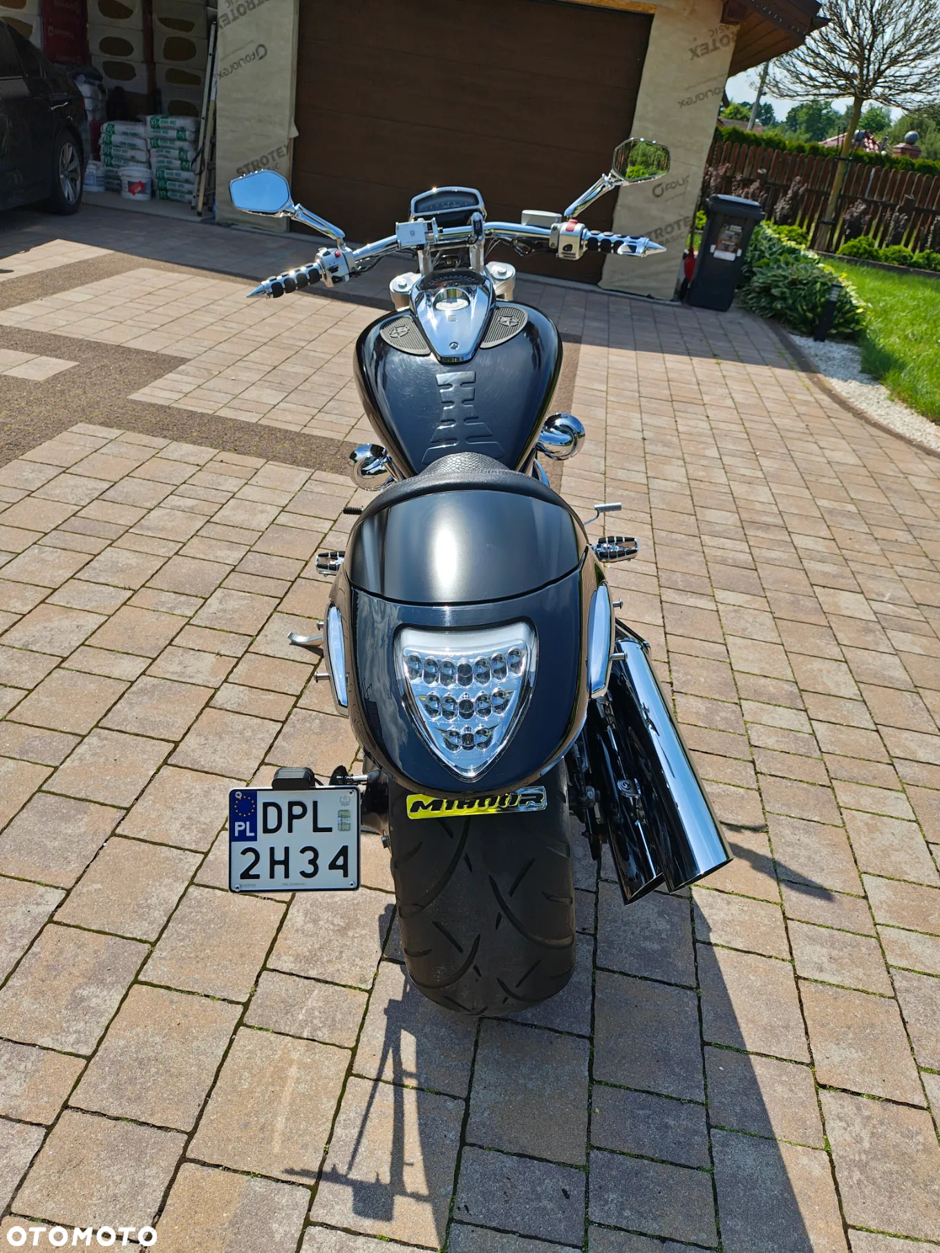 Suzuki VZ - 4