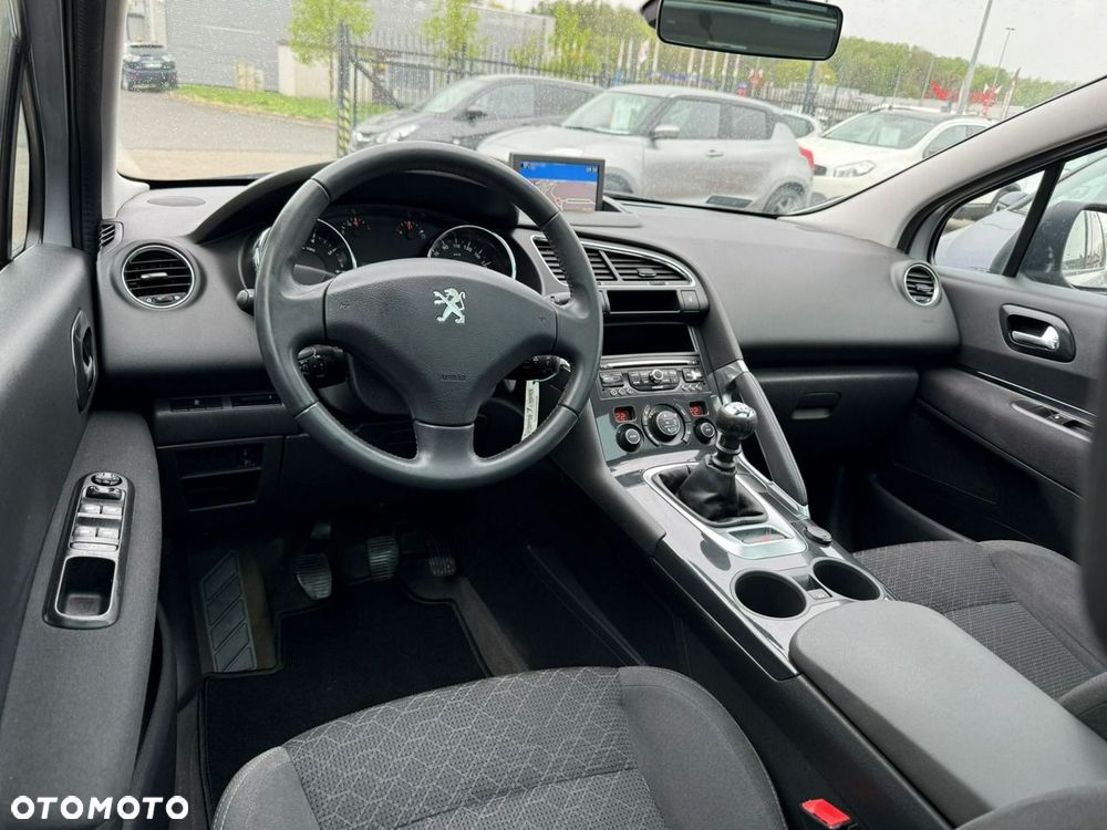 Peugeot 3008 1.6 THP Allure - 36
