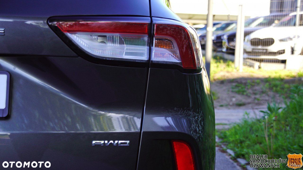 Ford Kuga - 9
