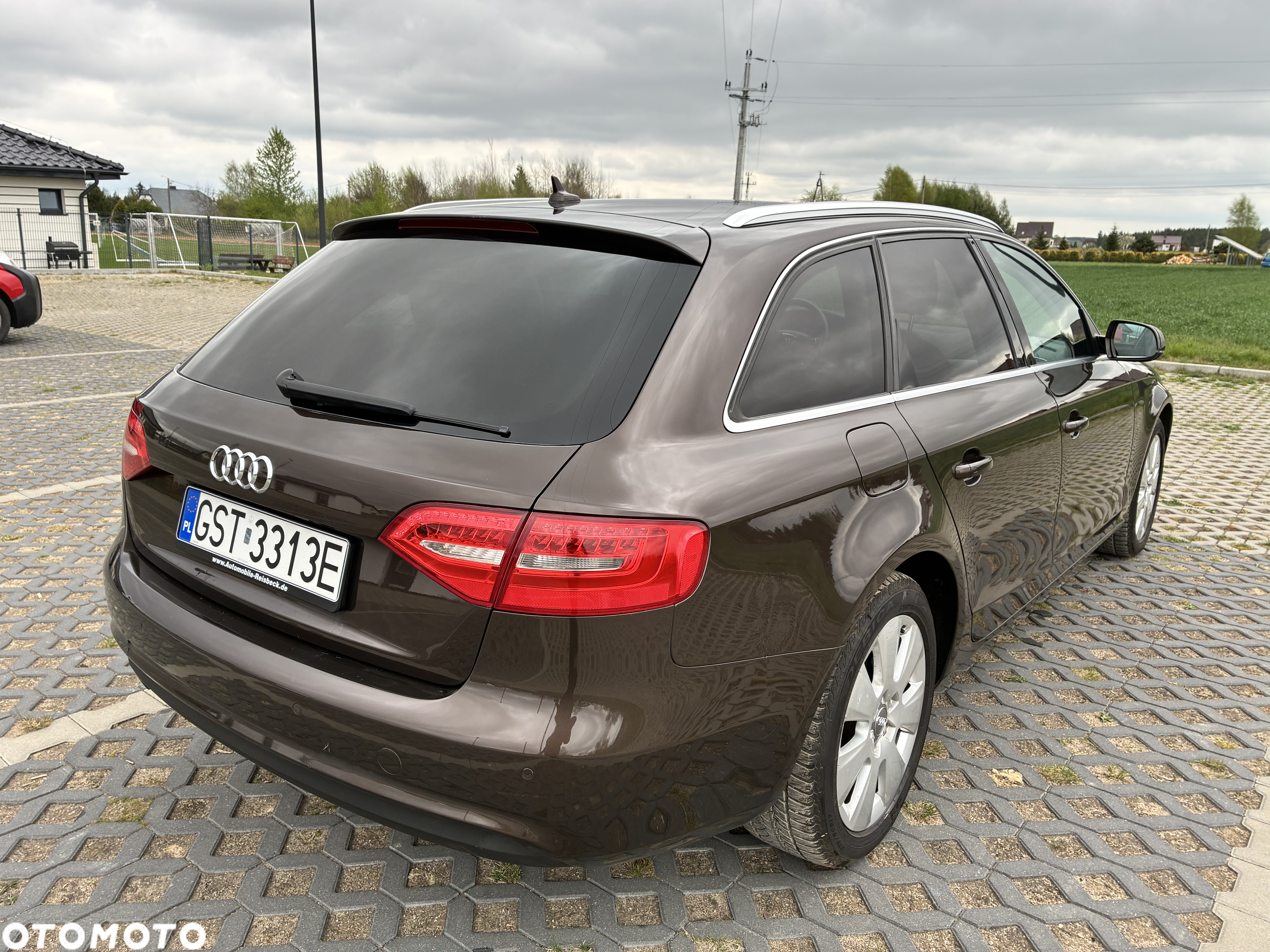 Audi A4 Avant 2.0 TDI DPF quattro Attraction - 3