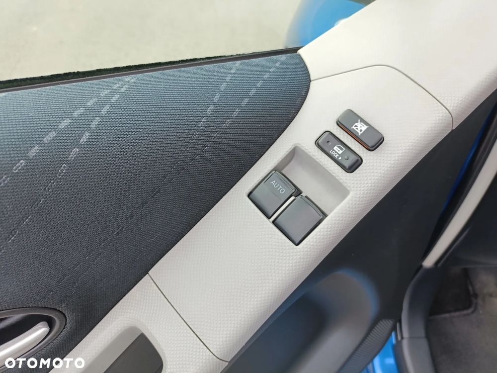 Toyota Yaris 1.3 VVT-i Travel - 15