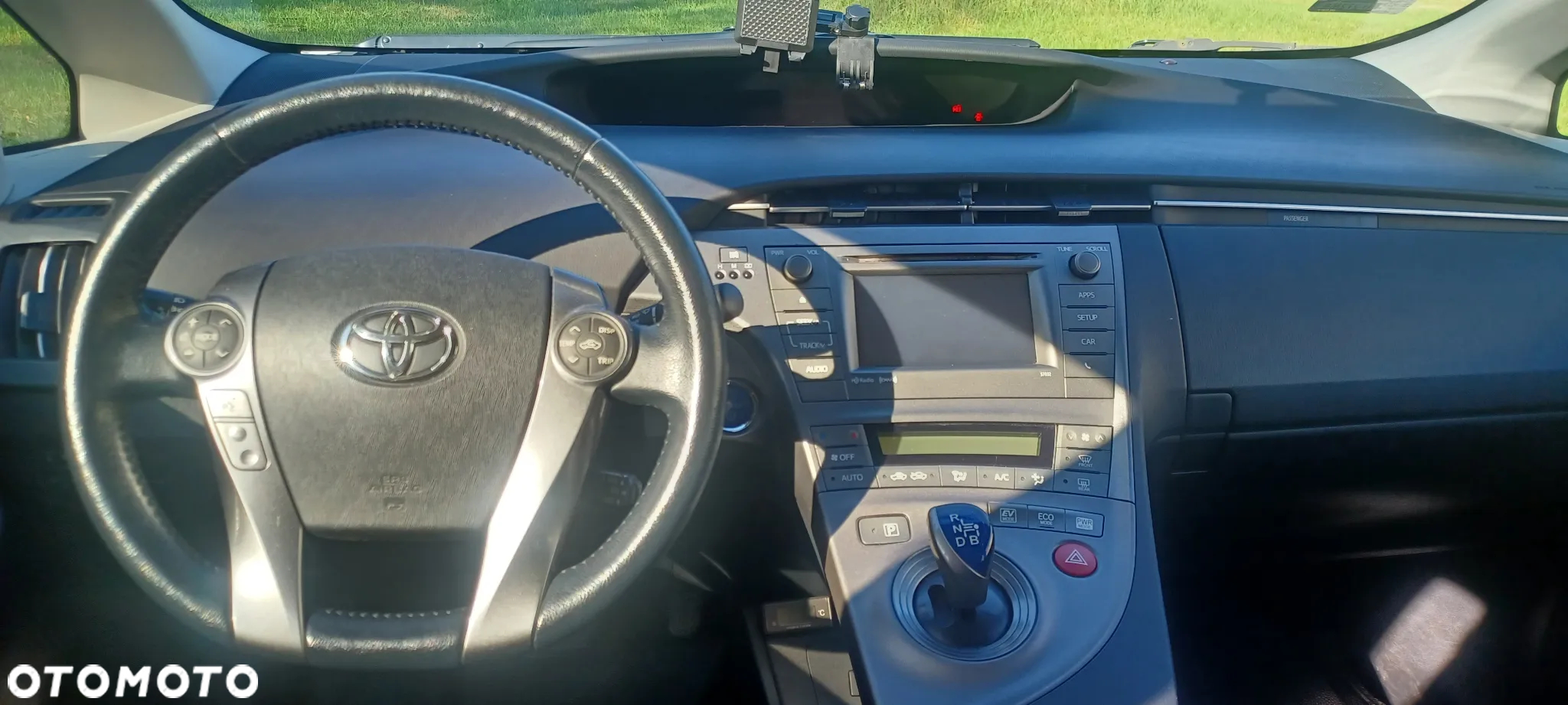 Toyota Prius 1.8 HSD Premium - 7