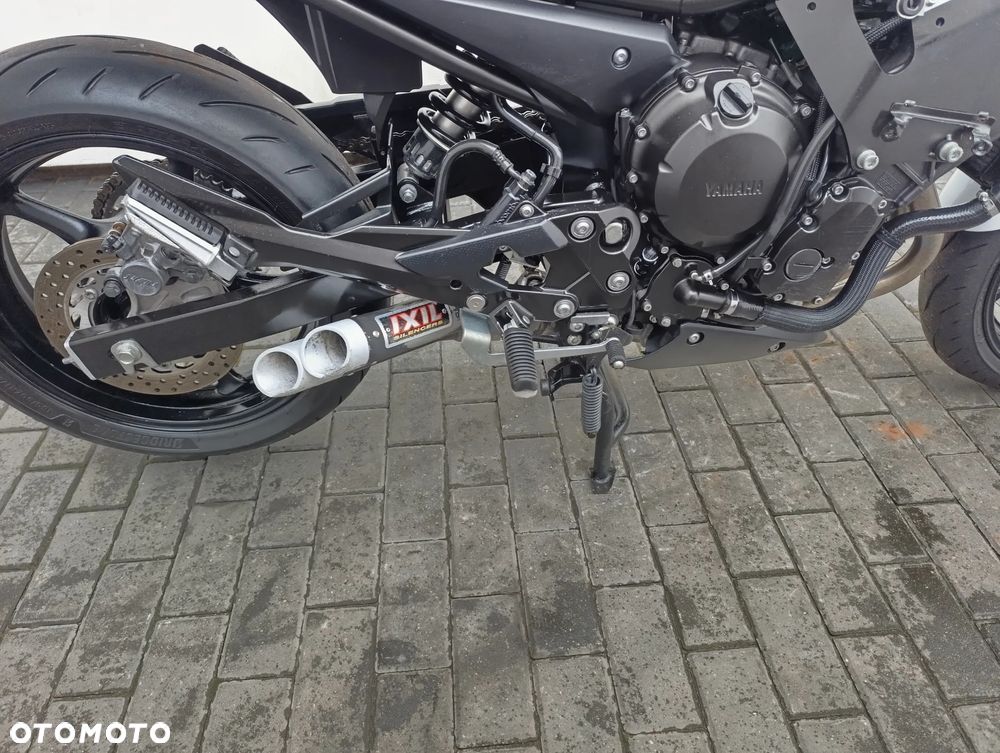 Yamaha XJ - 25