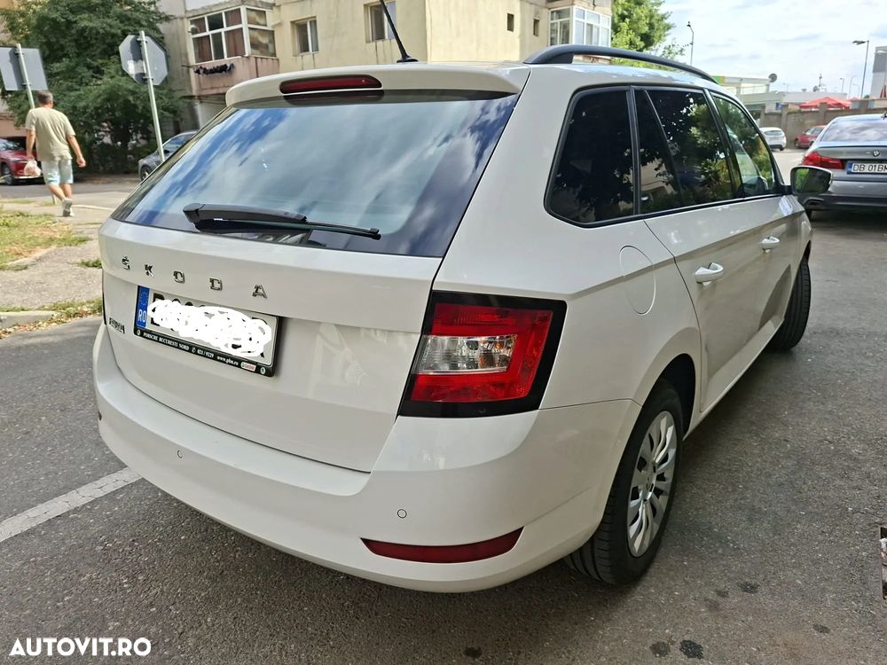 Skoda Fabia 1.0 TSI Ambition - 10