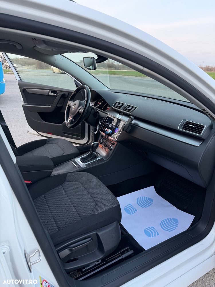 Volkswagen Passat 2.0 TDI 4Motion DPF DSG Comfortline - 10