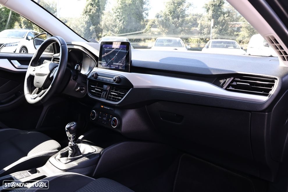Ford Focus SW 1.0 EcoBoost S&S ACTIVE - 14