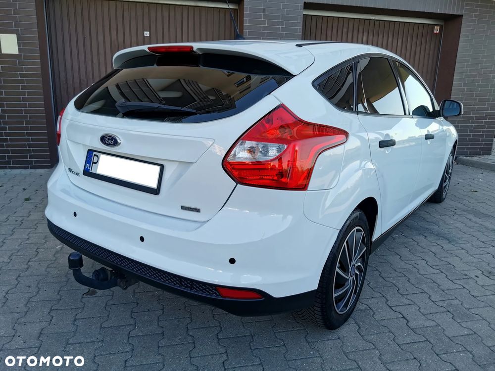 Ford Focus 1.0 EcoBoost Start-Stopp-System Champions Edition - 32