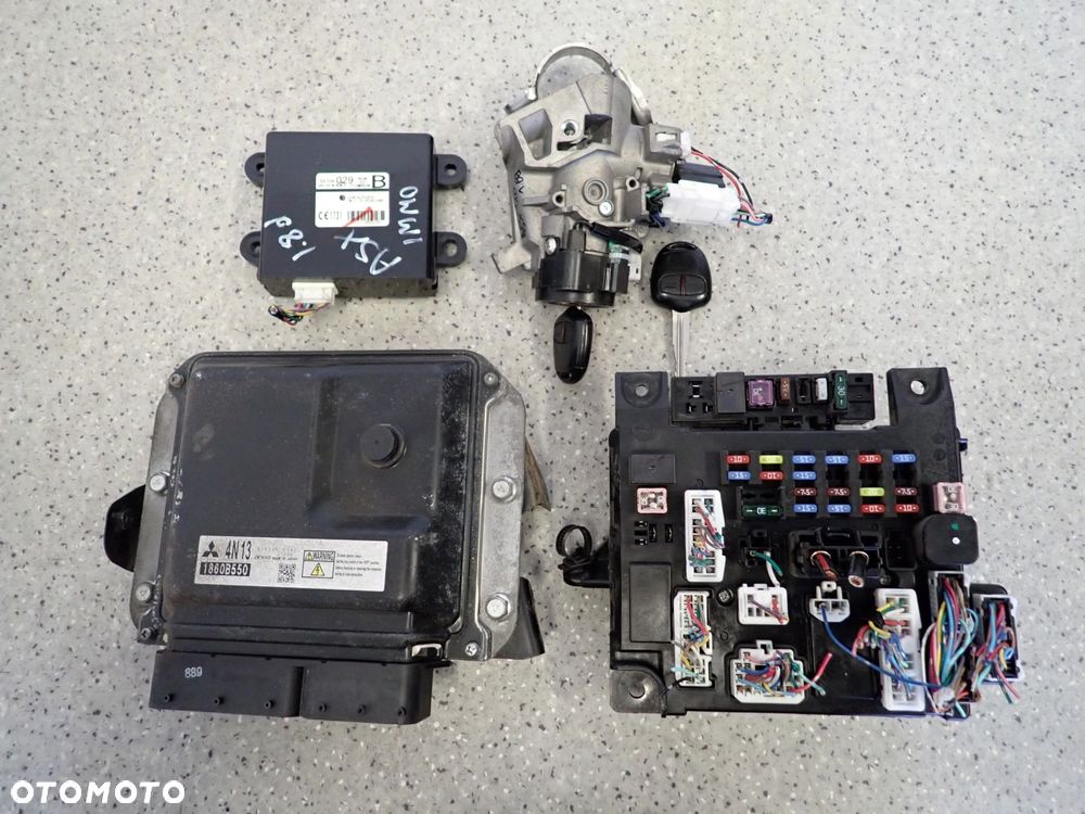 MITSUBISHI ASX 1.8 DID 10-16 ZESTAW STARTOWY KOMPUTER STACYJKA - 1