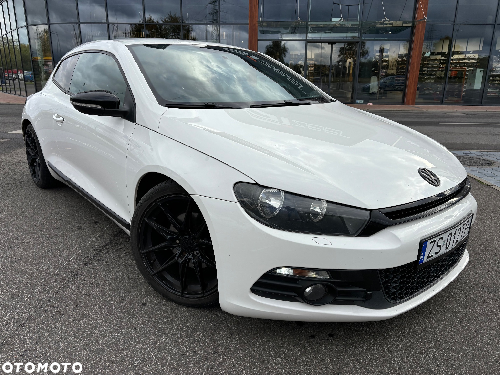Volkswagen Scirocco 2.0 TDI Edition - 3