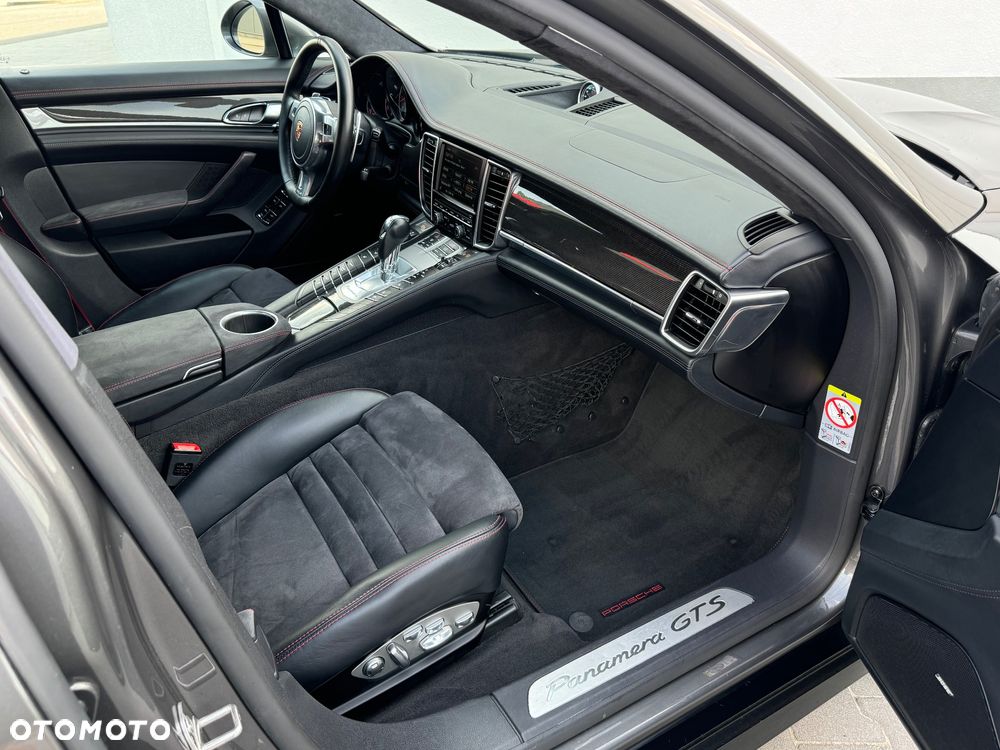 Porsche Panamera - 10