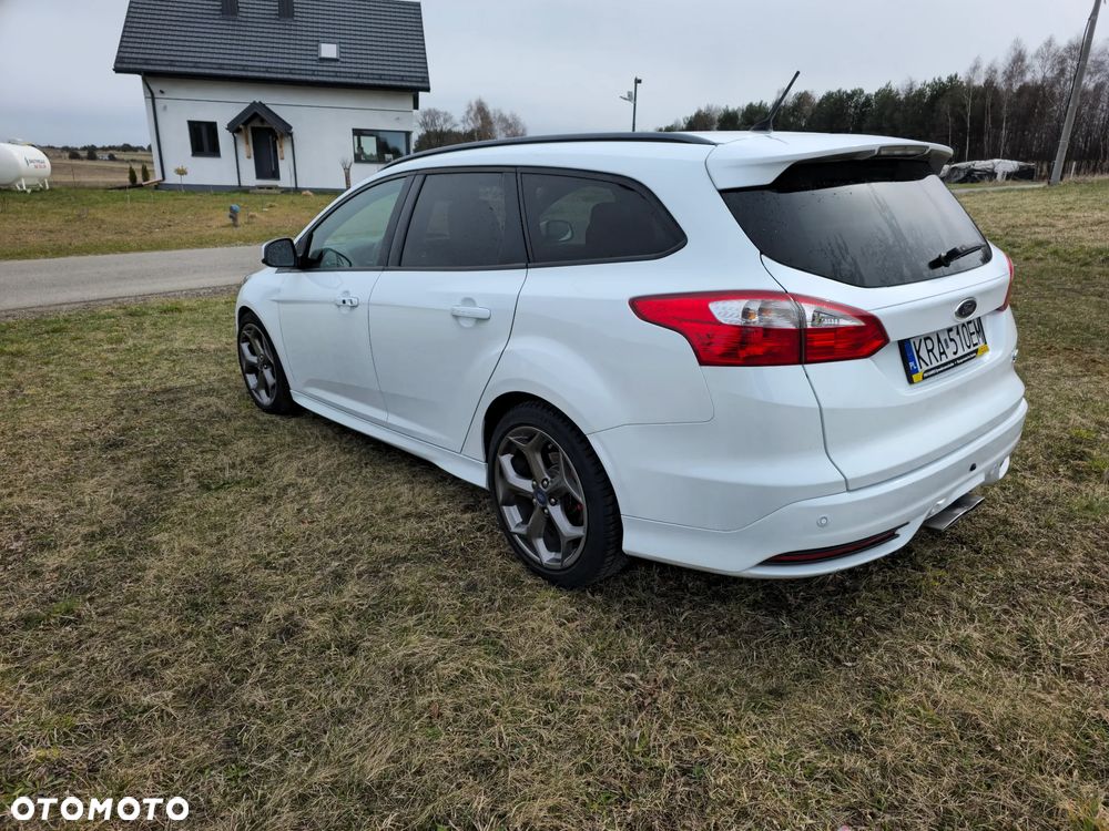 Ford Focus 2.0 EcoBoost ST - 7