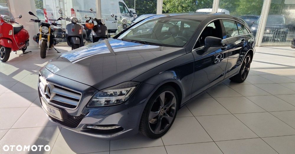 Mercedes-Benz CLS - 11