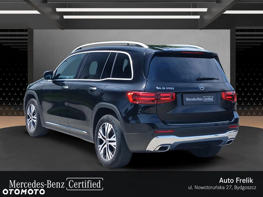 Mercedes-Benz GLB 200 Progressive 7G-DCT - 4