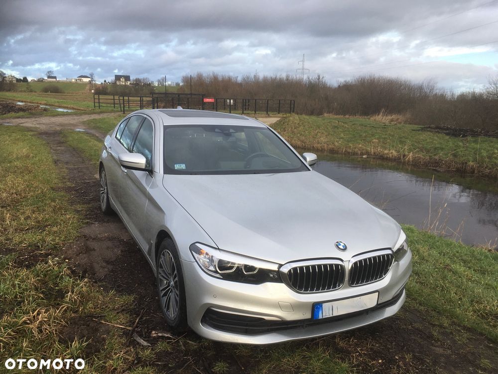 BMW Seria 5 540i GPF xDrive Luxury Line - 38