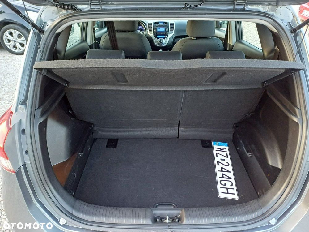 Hyundai ix20 - 12