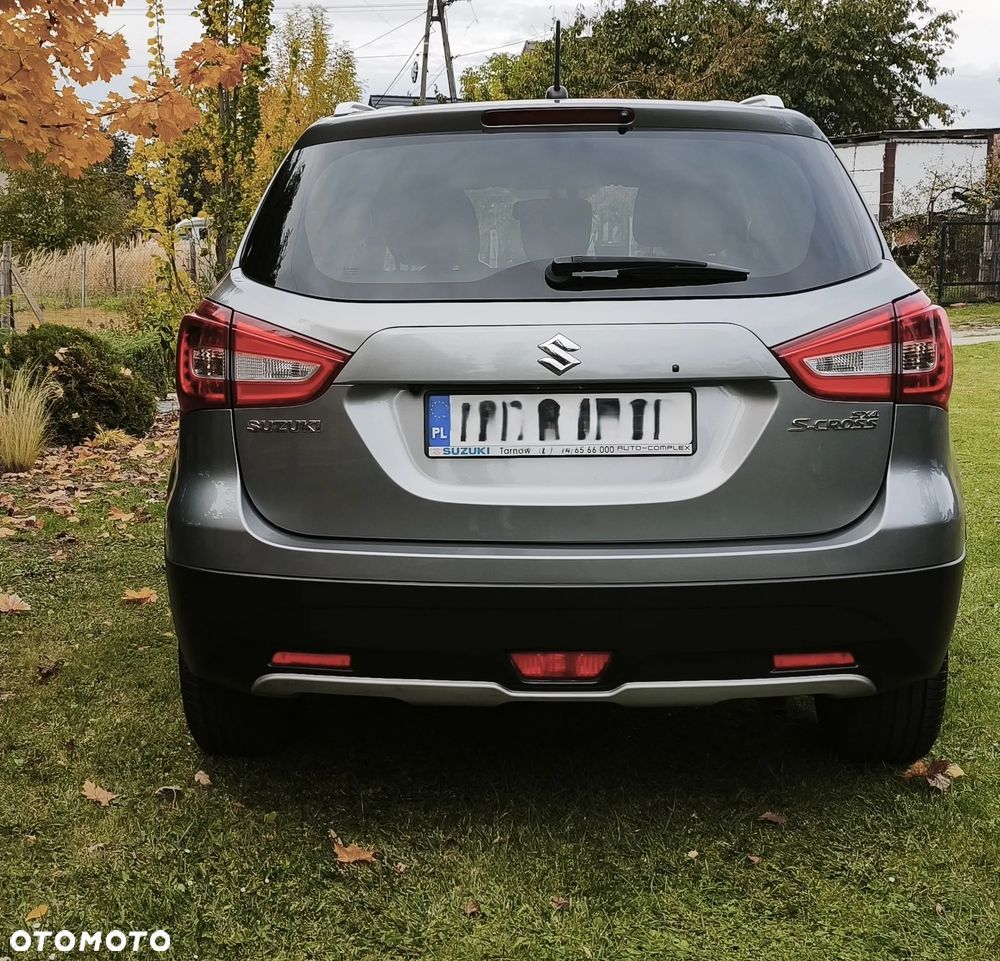 Suzuki SX4 - 10