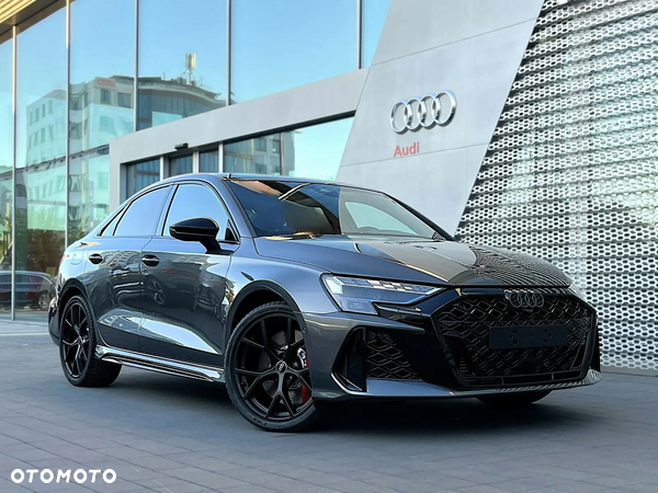 Audi RS3 Limousine