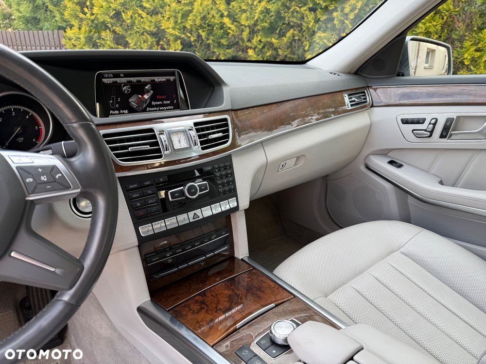 Mercedes-Benz Klasa E 300 BlueTEC HYBRID Elegance - 28