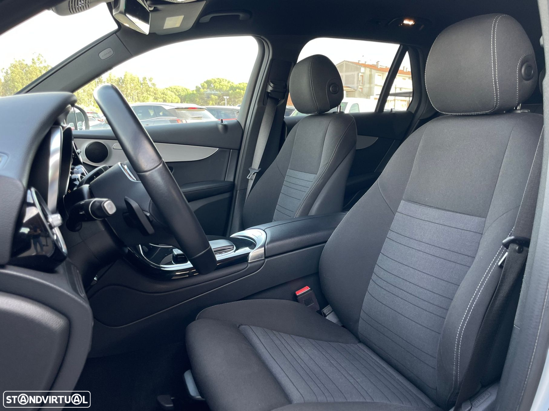 Mercedes-Benz GLC 300 de 4Matic - 12