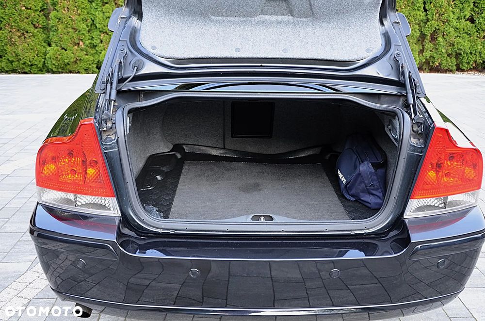 Volvo S60 2.4D Summum - 21