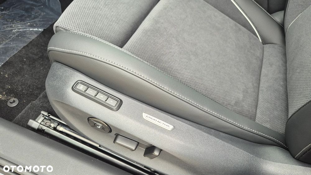 Volkswagen Passat - 9