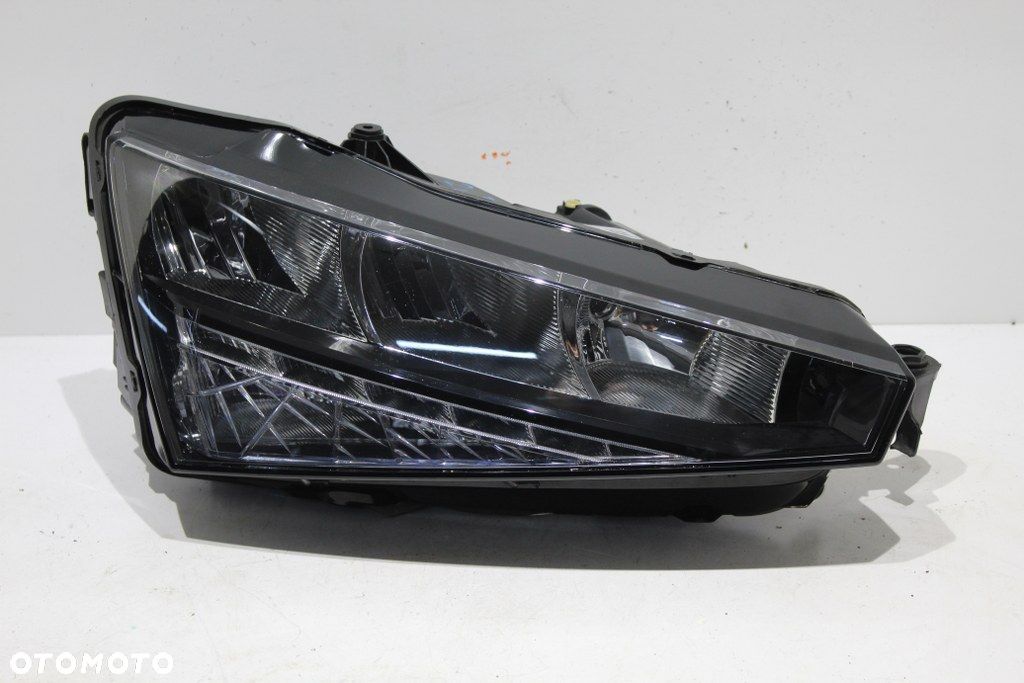 Skoda Scala Full Led Prawy Lampa Przód Prawa Brak Uszka - 1