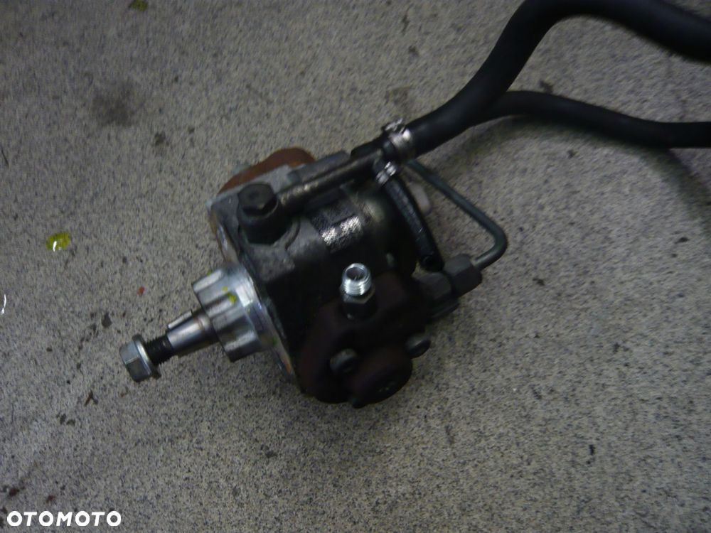 pompa wtryskowa 8-98103028-0 opel astra h